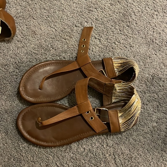Sandals - Picture 4 of 4